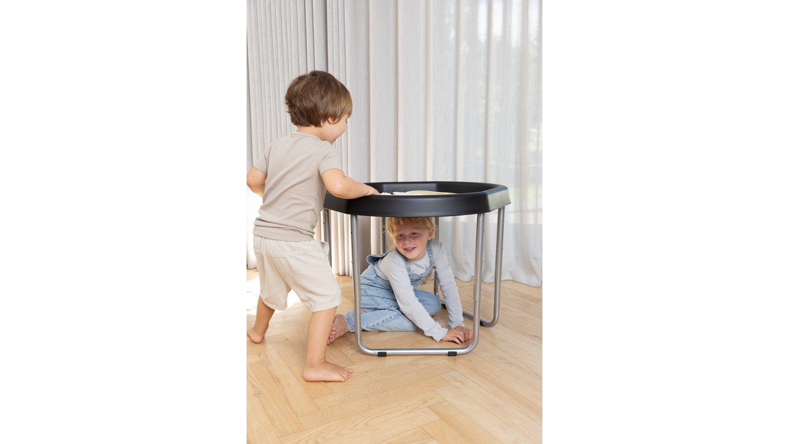 Hexacle® Tuff Tisch Schwarz  73 Cm Mit Rahmen Klein